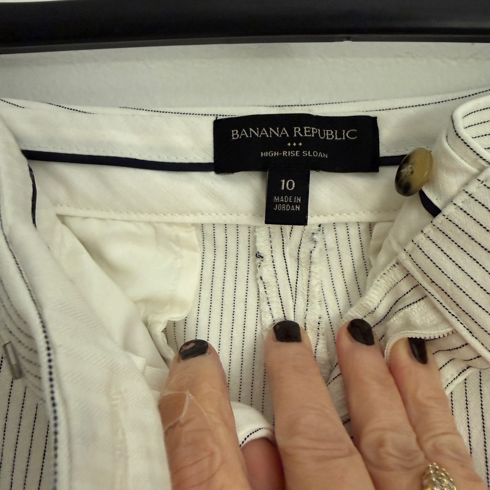 Banana Republic White Pinstripe Pants - Picture 4 of 8